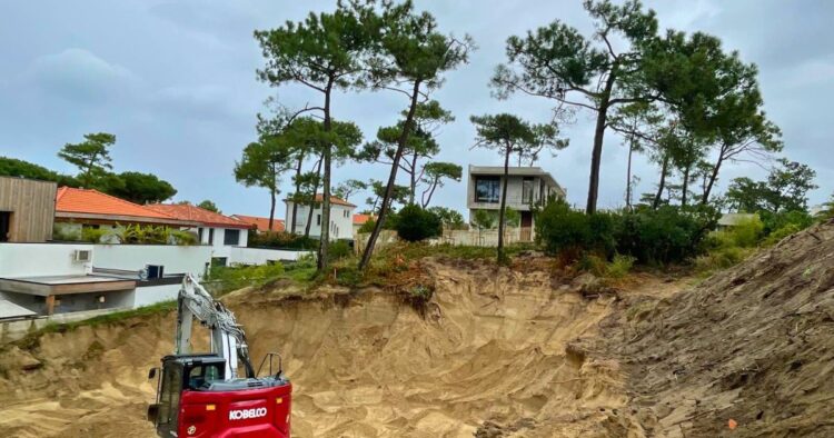 Extérieure de la villa contemporaine à Anglet, quartier Chiberta 4