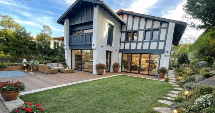 Vue extérieur du chantier de la villa d'Anglet, quartier Chiberta