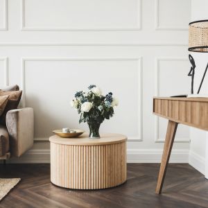 Photographie intérieure d'une villa d'architecte sur mesure après modélisation d’un projet de construction avec calculateur de financement.