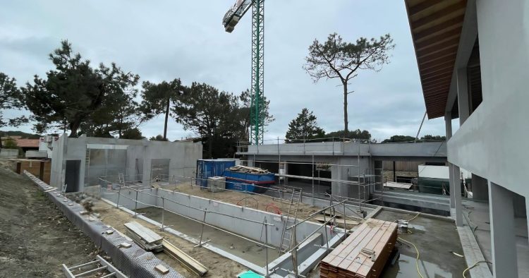 Extérieure de la villa contemporaine à Anglet, quartier Chiberta 6